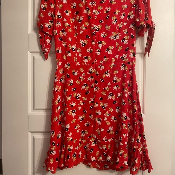 GIFT W PURCHASE ! Faithfull The Brand Floral Dress XS - Picture 2 of 3